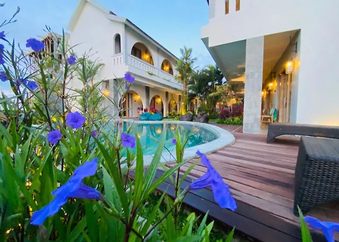 Mahalona Bali Aparthotel 4*